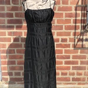 Hennes (H&M) Vintage Floor Length Dress (s: 14)